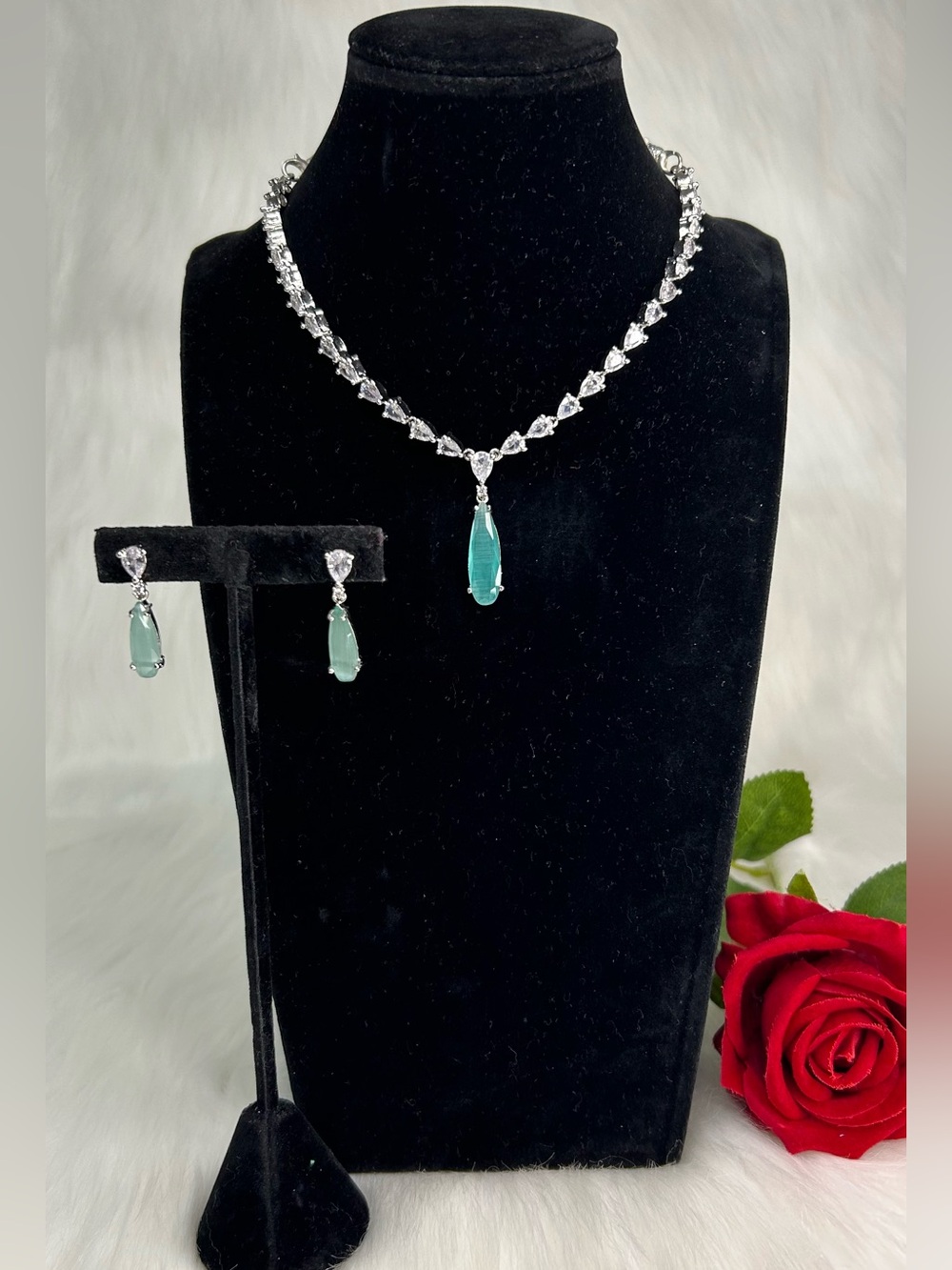 Mint Silver Ad Necklace and Earrings Set